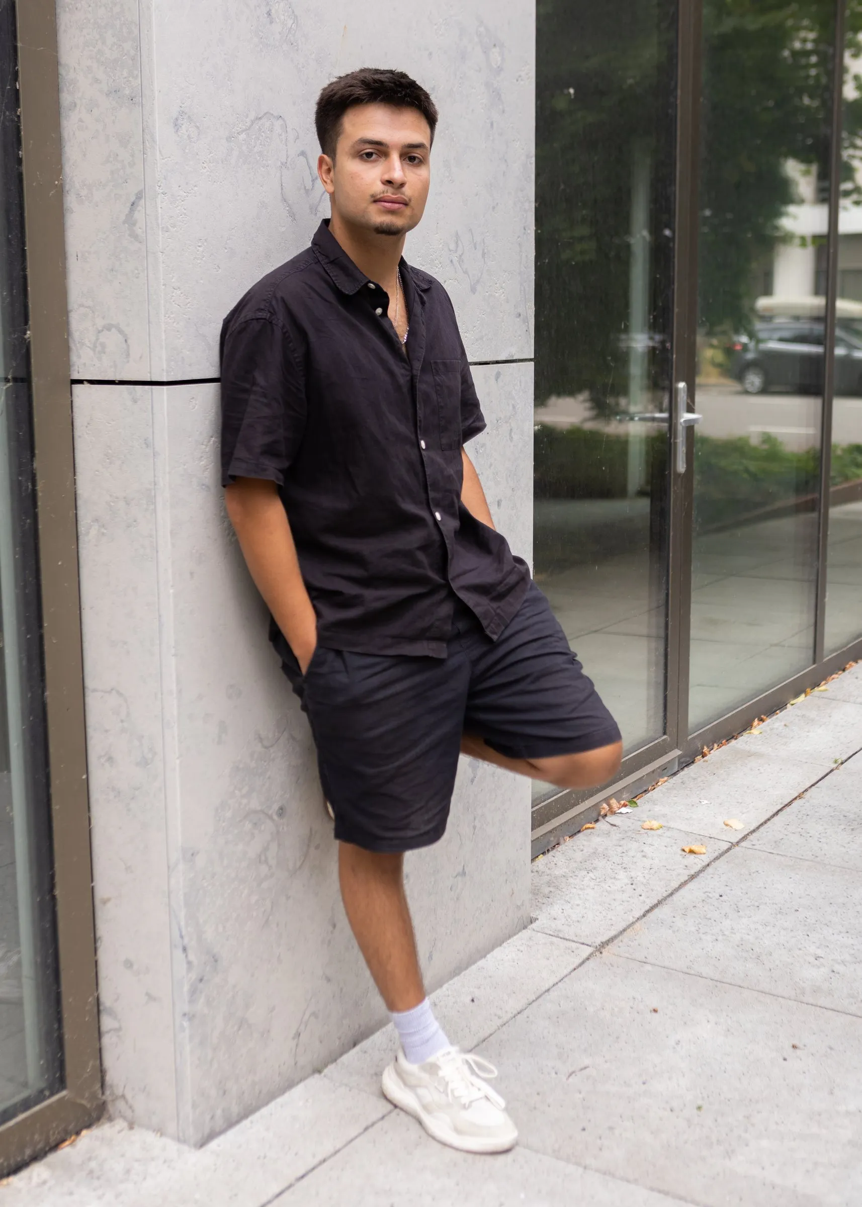 Full-body foto van Rafael Jansen Darbinian